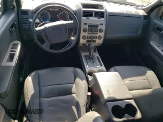 2012 Ford Escape XLT с VIN 1FMCU9DGXCKB64552, выставлен на аукционе Copart как лот 67058514 с пробегом 106 523 миль миль и На запчасти • Non repairable. История ставок и продаж доступна на DreamBid. Изображение 8.