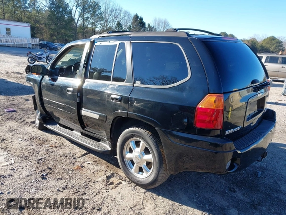2005 GMC Envoy SLE with VIN 1GKDS13S152246568, listed as a IAAI auction lot 41293887 with 315,882 mi miles and . Bid and sale history available at DreamBid. Image 3.