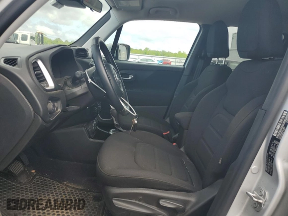 2020 Jeep Renegade Latitude with VIN ZACNJBBB2LPL39688, listed as a Copart auction lot 61492495 with 76,857 mi miles and Salvage title. Bid and sale history available at DreamBid. Image 7.