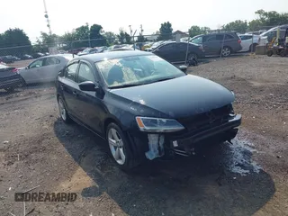 2014 Volkswagen Jetta TDI w/Premium/Nav с VIN 3VWLL7AJXEM330928, выставлен на аукционе IAAI как лот 42452708 с пробегом 149 216 миль миль и . История ставок и продаж доступна на DreamBid. Изображение 1.