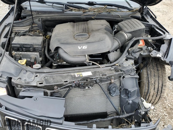 2015 Jeep Grand Cherokee Overland with VIN 1C4RJFCG2FC912328, listed as a Copart auction lot 46112005 with 170,366 mi miles and Salvage Title. Bid and sale history available at carsss.com. Image 14.