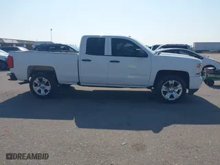 2016 Chevrolet Silverado 1500 Custom with VIN 1GCVKPEC8GZ222688, listed as a IAAI auction lot 39995351 with 105,539 mi miles. Bid and sale history available at carsss.com. Image 13.