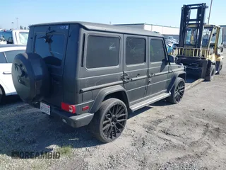 2017 Mercedes-Benz G-Class G 550 with VIN WDCYC3KF2HX278067, listed as a IAAI auction lot 40447929 with 70,674 mi miles. Bid and sale history available at carsss.com. Image 4.