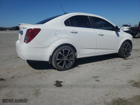 2016 Chevrolet Sonic LT with VIN 1G1JC5SHXG4162676, listed as a Copart auction lot 49361545 with 46,883 mi miles and Salvage Title. Bid and sale history available at carsss.com. Image 3.