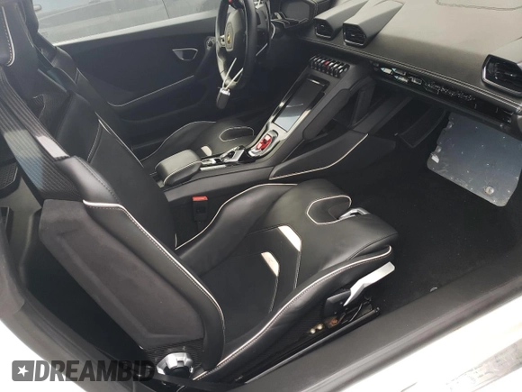2021 Lamborghini Huracan z VIN ZHWUF5ZF6MLA16836, wystawiony jako Copart lot #74123614 z przebiegiem Nie podano mil oraz Szkody całkowita. Historia ofert i sprzedaży dostępna na DreamBid. Obrazek 9.