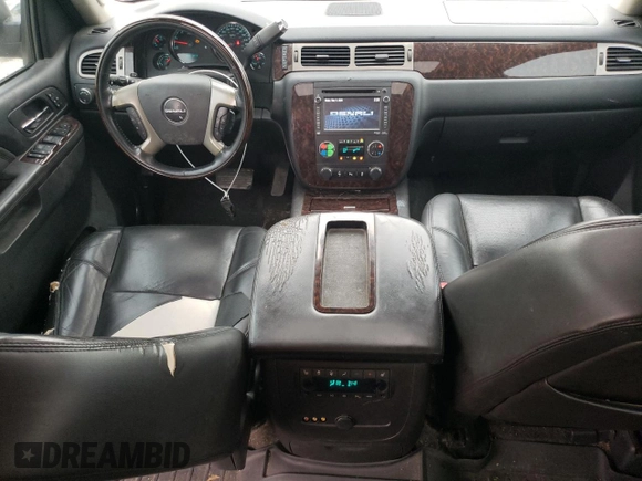 2013 GMC Yukon XL Denali with VIN 1GKS2MEF3DR271857, listed as a Copart auction lot 55522895 with 260,479 mi miles and Clean Title. Bid and sale history available at DreamBid. Image 8.