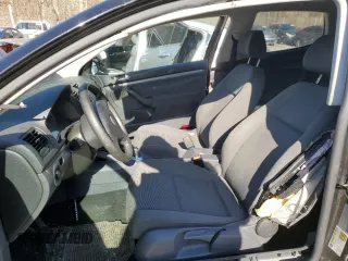 2008 Volkswagen Rabbit S with VIN WVWBA71K08W002211, listed as a Copart auction lot 48161605 with 152,565 mi miles and Salvage Title. Bid and sale history available at carsss.com. Image 7.