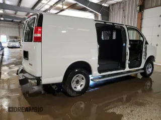 2024 GMC Savana Cargo Van with VIN 1GTW7AFP1R1233599, listed as a Copart auction lot 49504615 with 0 mi miles and Salvage Title. Bid and sale history available at carsss.com. Image 3.