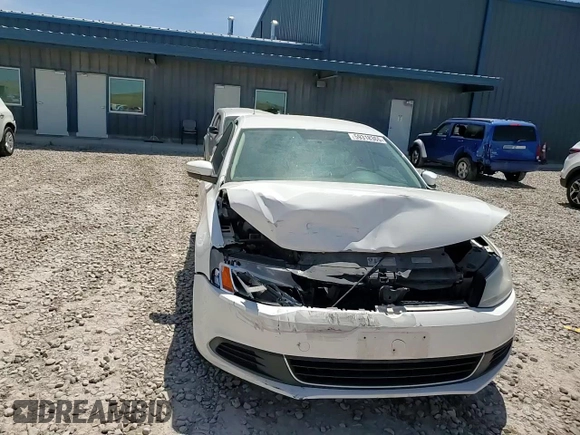 2013 Volkswagen Jetta SE with VIN 3VWDX7AJ8DM255685, listed as a Copart auction lot 59318365 with 146,345 mi miles and Salvage title. Bid and sale history available at DreamBid. Image 13.