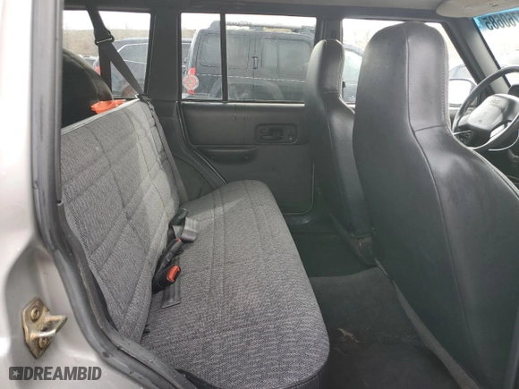 2001 Jeep Cherokee Sport with VIN 1J4FF48S81L528367, listed as a Copart auction lot 44760685 with 235,072 mi miles and Salvage Title. Bid and sale history available at carsss.com. Image 11.