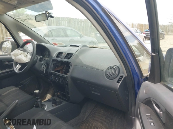 2012 Suzuki SX4 Crossover with VIN JS2YB5A3XC6308609, listed as a IAAI auction lot 42038325 with 165,399 mi miles. Bid and sale history available at carsss.com. Image 5.