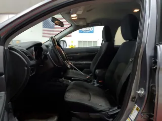 2016 Mitsubishi Outlander ES с VIN JA4AR3AU8GZ024463, выставлен на аукционе Copart как лот 52606905 с пробегом 94 422 миль миль и Списание • Salvage title. История ставок и продаж доступна на DreamBid. Изображение 7.