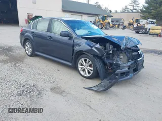 2014 Subaru Legacy Premium z VIN 4S3BMBC63E3020628, wystawiony jako IAAI lot #41863494 z przebiegiem 125 829 mil mil oraz . Historia ofert i sprzedaży dostępna na DreamBid. Obrazek 1.