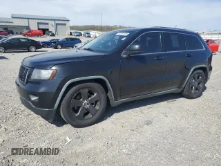 2011 Jeep Grand Cherokee Laredo z VIN 1J4RR4GG1BC544784, wystawiony jako Copart lot #52331015 z przebiegiem 177 131 mil mil oraz Szkoda całkowita • Salvage title. Historia ofert i sprzedaży dostępna na DreamBid. Obrazek 1.
