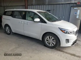 2018 Kia Sedona L with VIN KNDMA5C17J6408784, listed as a Copart auction lot 44455015 with 136,704 mi miles and Non Repairable. Bid and sale history available at carsss.com. Image 4.