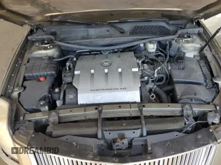 2010 Cadillac DTS 1SC z VIN 1G6KD5EYXAU119017, wystawiony jako Copart lot #56149775 z przebiegiem 113 617 mil mil oraz Szkoda całkowita • Salvage title. Historia ofert i sprzedaży dostępna na DreamBid. Obrazek 11.