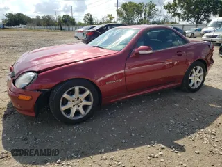 2002 Mercedes-Benz SLK-Class 2.3L Kompressor with VIN WDBKK49F32F243947, listed as a Copart auction lot 68308554 with 60,116 mi miles and Salvage Title. Bid and sale history available at carsss.com. Image 1.
