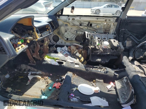 1993 Acura Integra z VIN JH4DA9442PS004452, wystawiony jako Copart lot #49811105 z przebiegiem Nie podano mil oraz Czysty tytuł • Clean title. Historia ofert i sprzedaży dostępna na DreamBid. Obrazek 7.