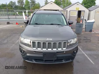 2016 Jeep Compass Latitude with VIN 1C4NJCEB1GD664633, listed as a IAAI auction lot 42073401 with 188,632 mi miles and . Bid and sale history available at carsss.com. Image 12.