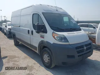 2018 Ram ProMaster Cargo z VIN 3C6TRVDG9JE122797, wystawiony jako IAAI lot #42275056 z przebiegiem 275 341 mil mil oraz . Historia ofert i sprzedaży dostępna na DreamBid. Obrazek 1.