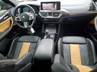 2022 BMW X4 M z VIN 5YM23EC00N9K92218, wystawiony jako Copart lot #47554585 z przebiegiem 33 464 mil mil oraz Szkoda całkowita • Salvage title. Historia ofert i sprzedaży dostępna na DreamBid. Obrazek 8.