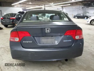 2006 Honda Civic z VIN JHMFA36226S020747, wystawiony jako Copart lot #60973595 z przebiegiem 274 274 mil mil oraz Czysty tytuł • Clean title. Historia ofert i sprzedaży dostępna na DreamBid. Obrazek 6.