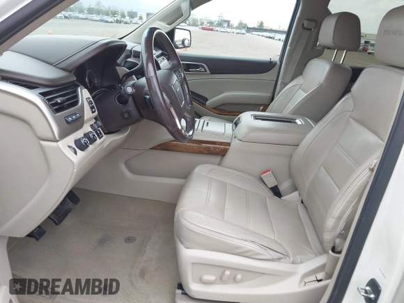 2015 GMC Yukon XL Denali with VIN 1GKS2JKJ7FR641430, listed as a IAAI auction lot 42163969 with 129,085 mi miles. Bid and sale history available at carsss.com. Image 5.