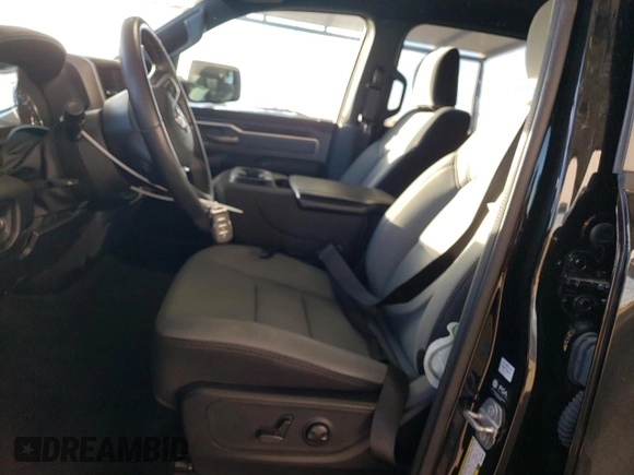 2022 Ram 1500 Big Horn z VIN 1C6SRFMT1NN327594, wystawiony jako Copart lot #41507315 z przebiegiem 52 343 mil mil oraz Szkoda całkowita • Salvage title. Historia ofert i sprzedaży dostępna na DreamBid. Obrazek 7.