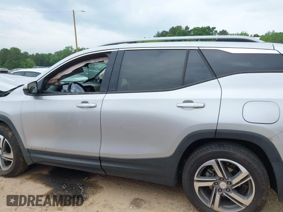 2020 GMC Terrain SLT z VIN 3GKALPEV3LL307876, wystawiony jako IAAI lot #42124480 z przebiegiem Nie podano mil oraz . Historia ofert i sprzedaży dostępna na DreamBid. Obrazek 14.