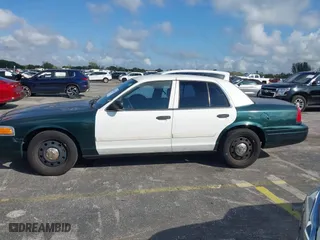 2010 Ford Police Interceptor with VIN 2FABP7BV1AX131372, listed as a IAAI auction lot 41501557 with 131,632 mi miles. Bid and sale history available at carsss.com. Image 14.
