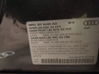 2020 Audi Q5 Premium Plus with VIN WA1BNAFY0L2013198, listed as a IAAI auction lot 41088696 with 71,334 mi miles. Bid and sale history available at carsss.com. Image 9.