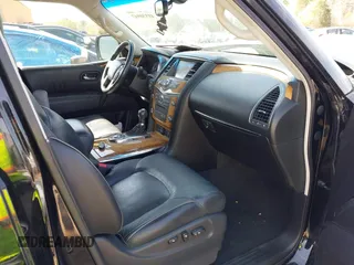 2014 Infiniti QX80 z VIN JN8AZ2NFXE9554706, wystawiony jako IAAI lot #41930947 z przebiegiem 133 655 mil mil oraz . Historia ofert i sprzedaży dostępna na DreamBid. Obrazek 5.