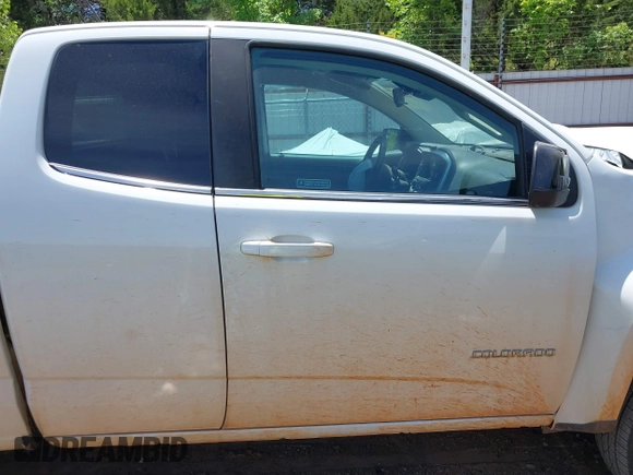 2020 Chevrolet Colorado 2WD LT with VIN 1GCHSCEA9L1214483, listed as a IAAI auction lot 42268513 with 106,120 mi miles and . Bid and sale history available at DreamBid. Image 13.