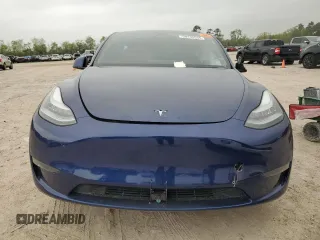 2020 Tesla Model Y Long Range z VIN 5YJYGDEE7LF057909, wystawiony jako Copart lot #50435535 z przebiegiem Nie podano mil oraz Nie do naprawy • Non repairable. Historia ofert i sprzedaży dostępna na DreamBid. Obrazek 5.