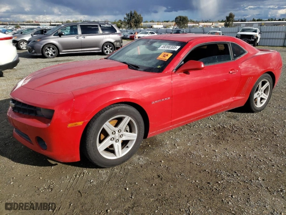 2012 Chevrolet Camaro 1LT with VIN 2G1FB1E31C9211949, listed as a Copart auction lot 49200305 with NaN miles and Clean Title. Bid and sale history available at carsss.com. Image 1.