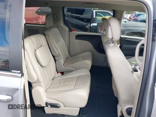2013 Chrysler Town & Country Touring with VIN 2C4RC1BG8DR775222, listed as a IAAI auction lot 41080043 with 248,000 mi miles. Bid and sale history available at carsss.com. Image 8.