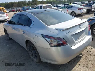2014 Nissan Maxima S z VIN 1N4AA5AP6EC910967, wystawiony jako IAAI lot #42124722 z przebiegiem 111 986 mil mil oraz . Historia ofert i sprzedaży dostępna na DreamBid. Obrazek 3.