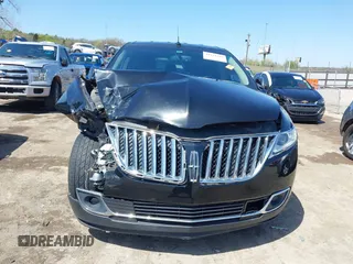 2013 Lincoln MKX with VIN 2LMDJ6JKXDBL04359, listed as a IAAI auction lot 41974216 with 160,904 mi miles. Bid and sale history available at carsss.com. Image 12.