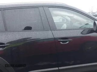 2025 Mazda CX-50 S Preferred z VIN 7MMVABBM4SN306171, wystawiony jako IAAI lot #41037323 z przebiegiem Nie podano mil oraz . Historia ofert i sprzedaży dostępna na DreamBid. Obrazek 12.