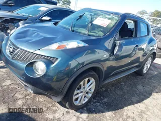 2014 Nissan Juke SV with VIN JN8AF5MRXET450113, listed as a IAAI auction lot 41861072 with 137,902 mi miles and . Bid and sale history available at carsss.com. Image 2.