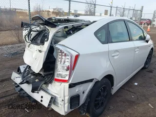 2011 Toyota Prius I with VIN JTDKN3DU1B1427404, listed as a IAAI auction lot 41783804 with 207,899 mi miles. Bid and sale history available at carsss.com. Image 4.