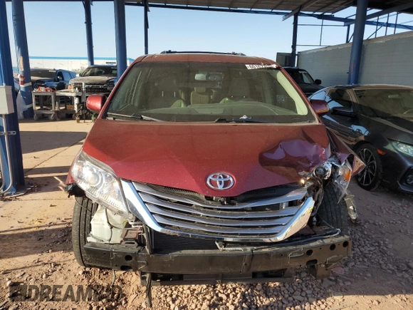 2017 Toyota Sienna XLE Auto Access Seat z VIN 5TDYZ3DCXHS829259, wystawiony jako Copart lot #60167795 z przebiegiem 52 444 mil mil oraz Szkoda całkowita • Salvage title. Historia ofert i sprzedaży dostępna na DreamBid. Obrazek 5.