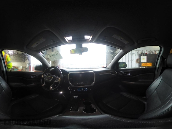 2017 GMC Acadia SLE z VIN 1GKKNKLA6HZ284109, wystawiony jako IAAI lot #41708343 z przebiegiem 92 424 mil mil oraz . Historia ofert i sprzedaży dostępna na DreamBid. Obrazek 19.