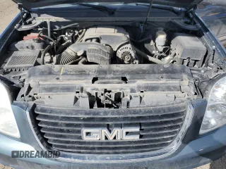 2010 GMC Yukon XL z VIN 1GKUKKE30AR267621, wystawiony jako Copart lot #49843725 z przebiegiem 228 771 mil mil oraz Czysty tytuł • Clean title. Historia ofert i sprzedaży dostępna na DreamBid. Obrazek 12.