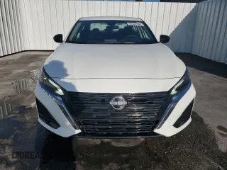 2025 Nissan Altima SV with VIN 1N4BL4DV4SN319166, listed as a Copart auction lot 55099225 with 9,447 mi miles and Clean Title. Bid and sale history available at DreamBid. Image 5.