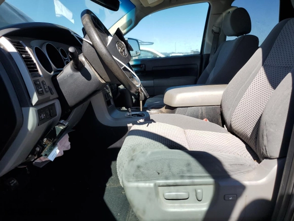 2013 Toyota Tundra 4WD Truck with VIN 5TFUY5F16DX309587, listed as a Copart auction lot 58680724 with NaN miles and Salvage Title. Bid and sale history available at carsss.com. Image 7.