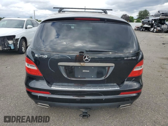 2011 Mercedes-Benz R 350 z VIN 4JGCB2FE3BA124973, wystawiony jako Copart lot #71129964 z przebiegiem 126 549 mil mil oraz Szkoda całkowita • Salvage title. Historia ofert i sprzedaży dostępna na DreamBid. Obrazek 6.