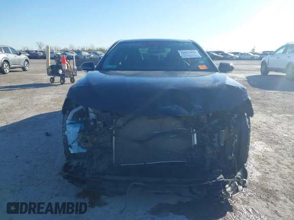 2019 Toyota Camry LE z VIN 4T1B11HK7KU748219, wystawiony jako IAAI lot #41864602 z przebiegiem 29 978 mil mil oraz . Historia ofert i sprzedaży dostępna na DreamBid. Obrazek 13.