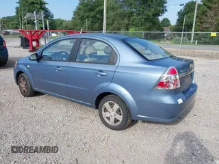 2007 Chevrolet Aveo LS with VIN KL1TD56677B048076, listed as a IAAI auction lot 42703159 with 68,183 mi miles and . Bid and sale history available at DreamBid. Image 3.