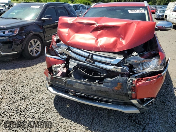 2018 Mitsubishi Outlander ES with VIN JA4AZ3A31JZ006868, listed as a Copart auction lot 58361775 with 81,393 mi miles and Salvage title. Bid and sale history available at DreamBid. Image 5.